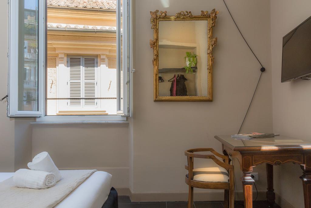 App Condotti Luxury Apartment In Roma Ngoại thất bức ảnh